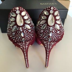 Prom ready!! Badgley mischka pumps